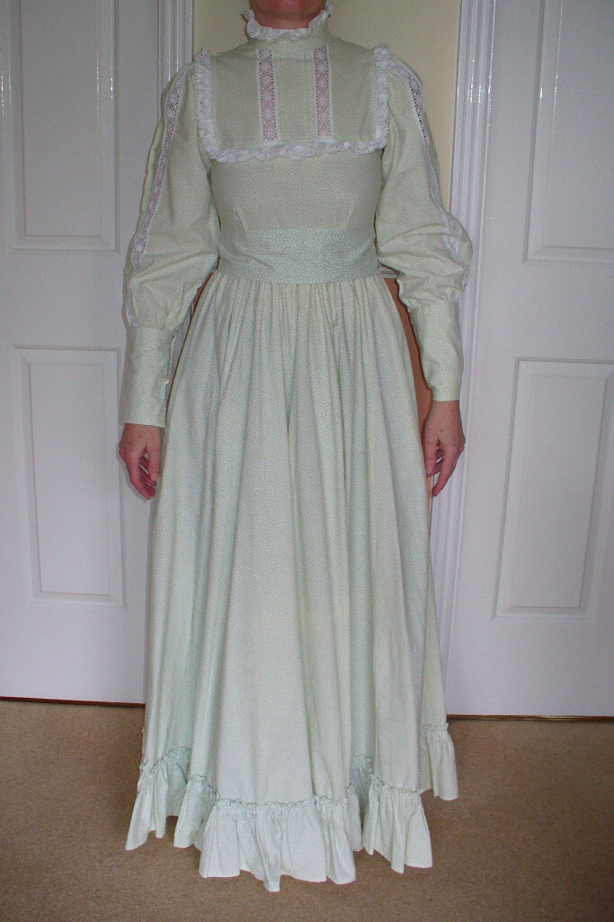 Prairie Style Vintage Prom Dresses